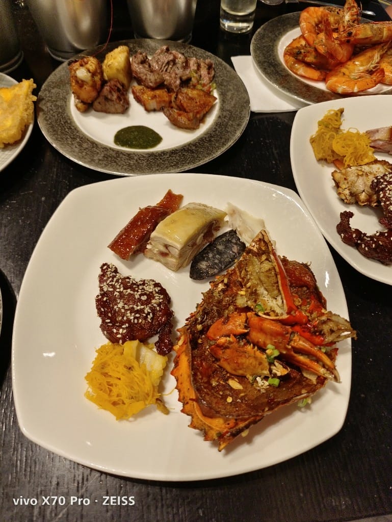 【台北吃到飽】探索廚房平日晚餐19訪，松葉蟹腳吃到飽❤️