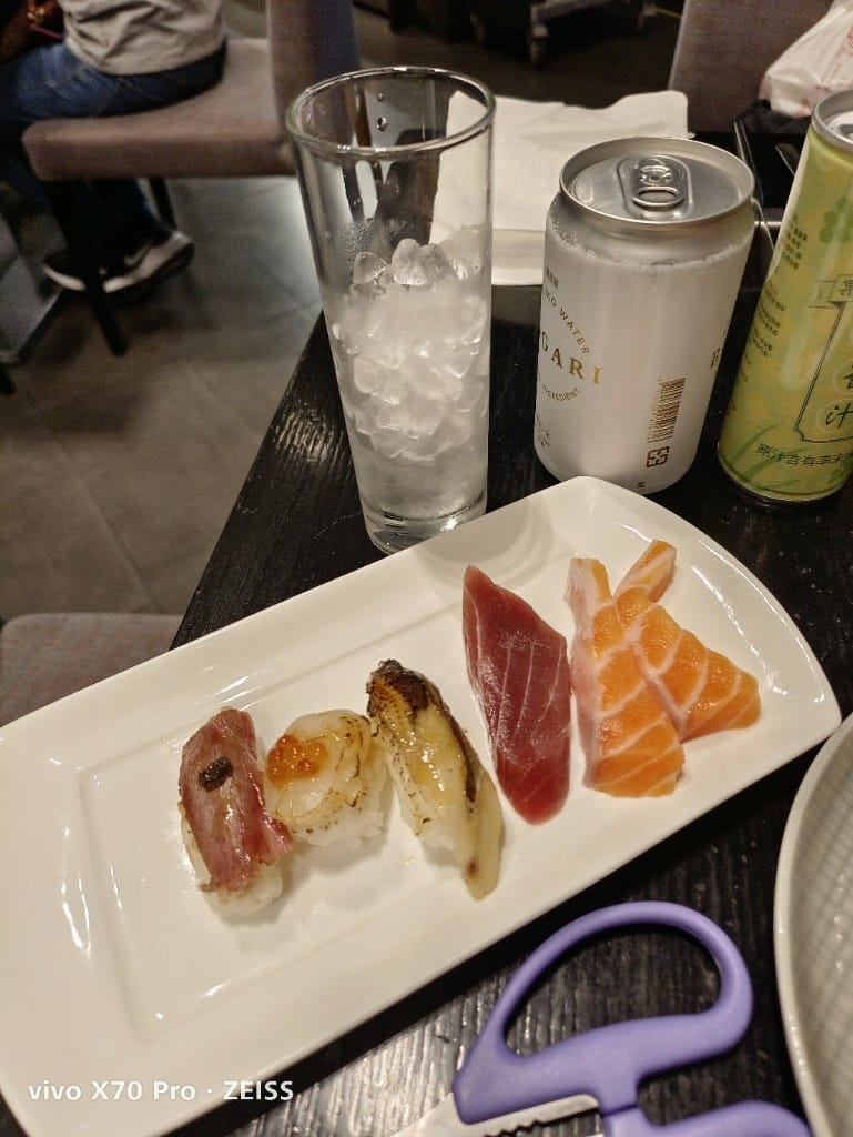 【台北吃到飽】探索廚房平日晚餐19訪，松葉蟹腳吃到飽❤️
