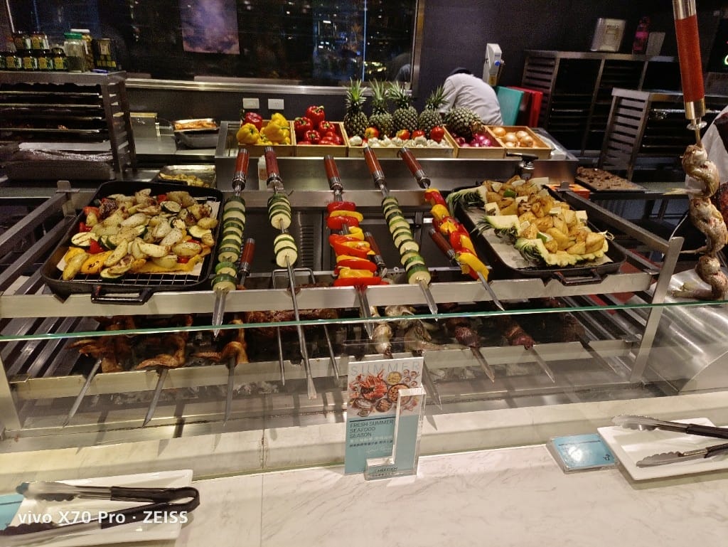 【台北吃到飽】探索廚房平日晚餐19訪，松葉蟹腳吃到飽❤️