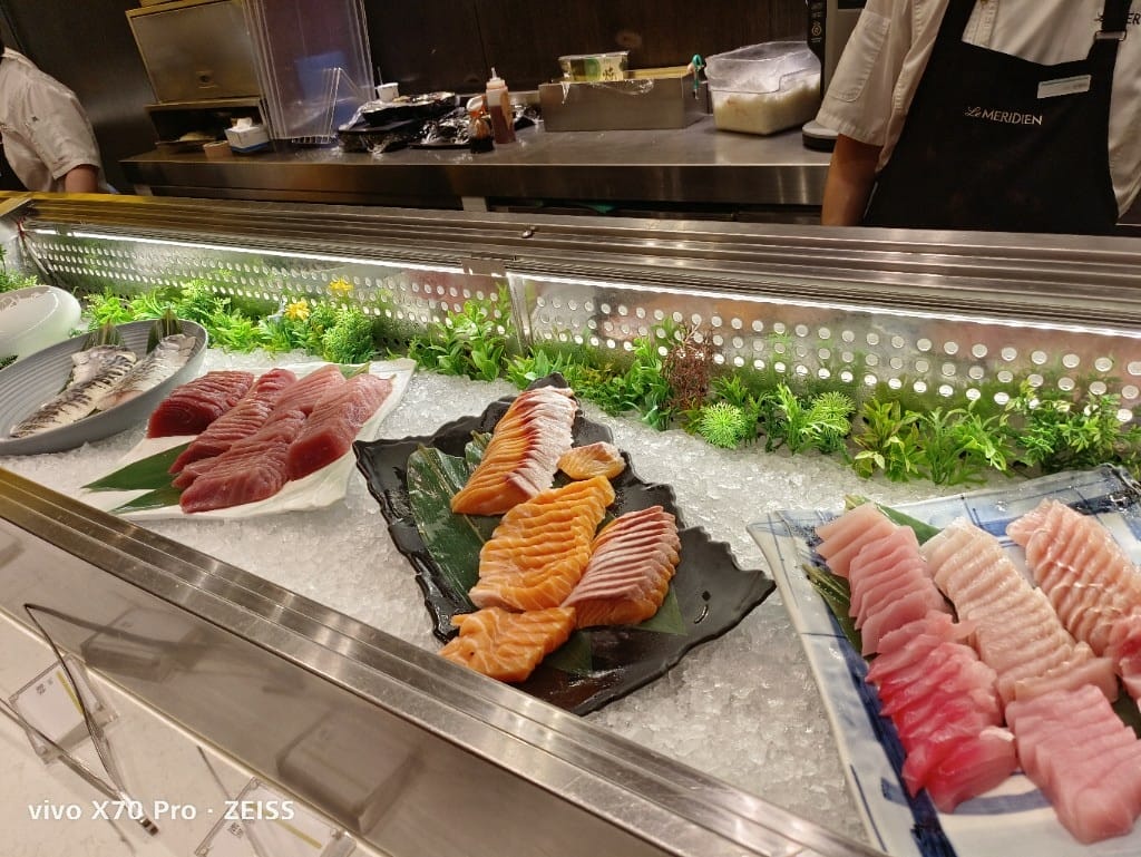 【台北吃到飽】探索廚房平日晚餐19訪，松葉蟹腳吃到飽❤️