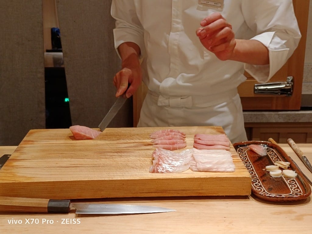【新莊美食】初魚｜鮨 -宏匯廣場店，無菜單的江戶前壽司