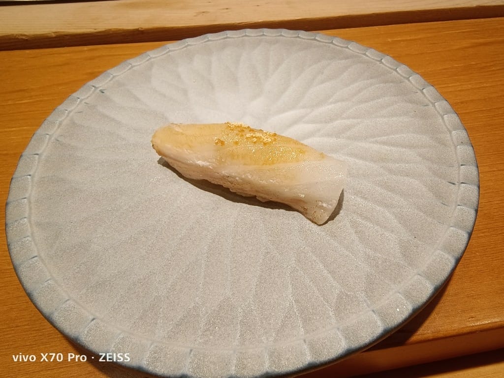 【新莊美食】初魚｜鮨 -宏匯廣場店，無菜單的江戶前壽司