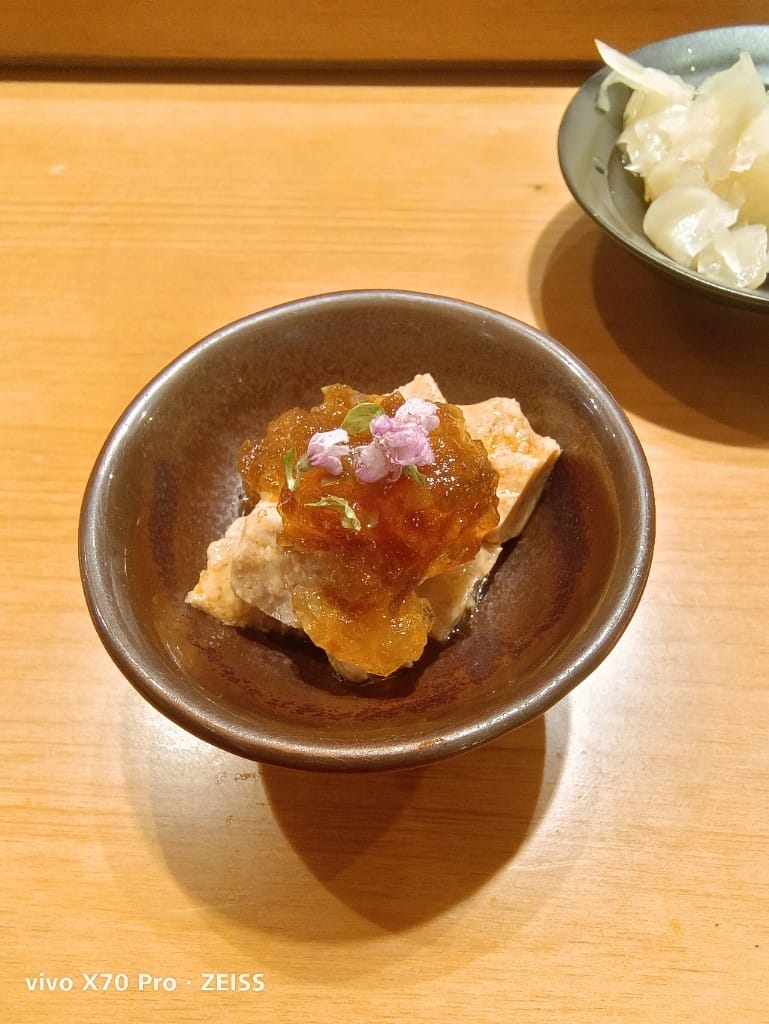 【新莊美食】初魚｜鮨 -宏匯廣場店，無菜單的江戶前壽司