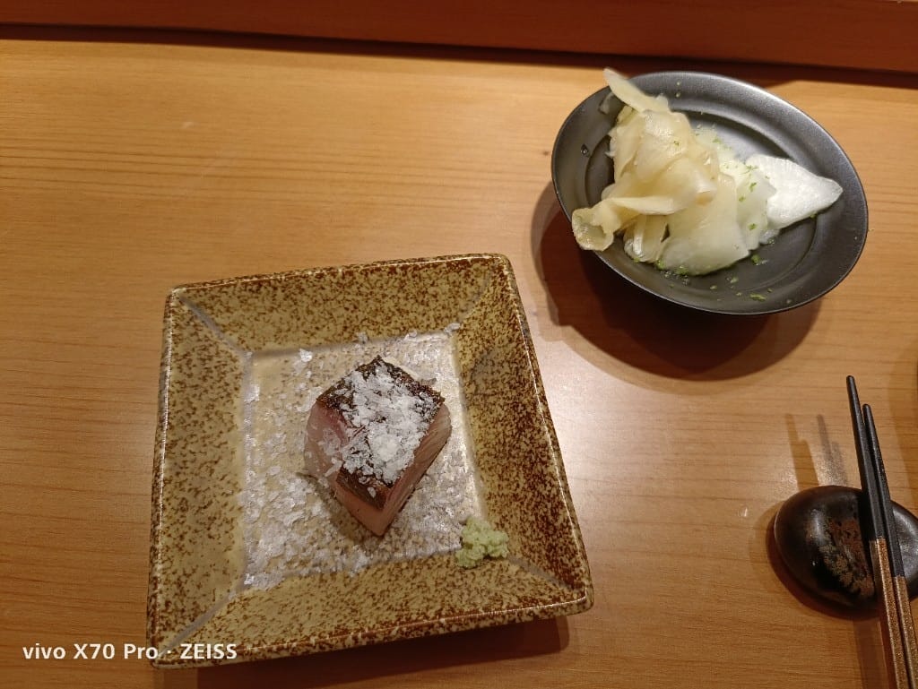 【新莊美食】初魚｜鮨 -宏匯廣場店，無菜單的江戶前壽司