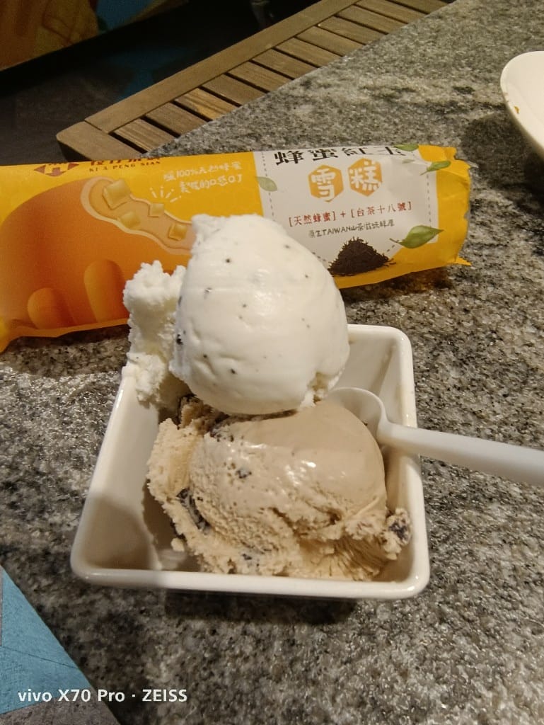【中和吃到飽】22：02火鍋環球中和店，平日火鍋吃到飽只要$538！
