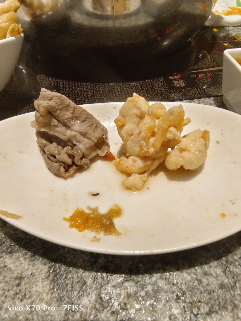 【中和吃到飽】22：02火鍋環球中和店，平日火鍋吃到飽只要$538！