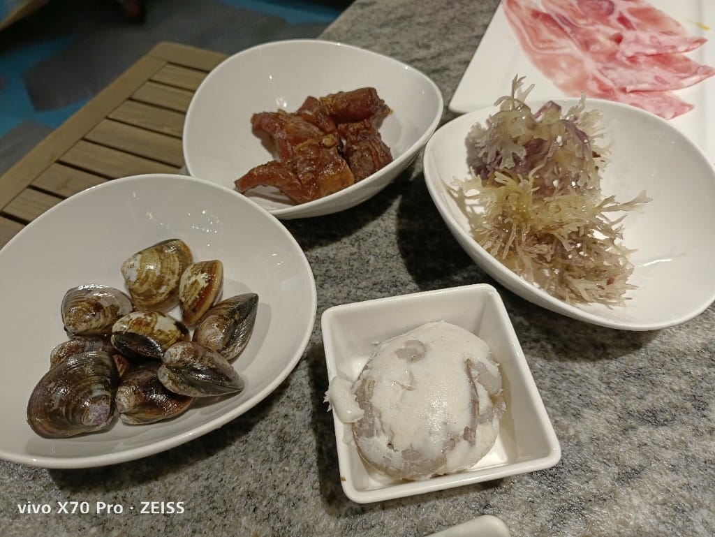 【中和吃到飽】22：02火鍋環球中和店，平日火鍋吃到飽只要$538！