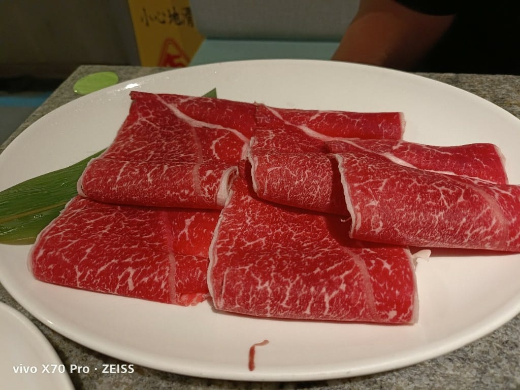 【中和吃到飽】22：02火鍋環球中和店，平日火鍋吃到飽只要$538！
