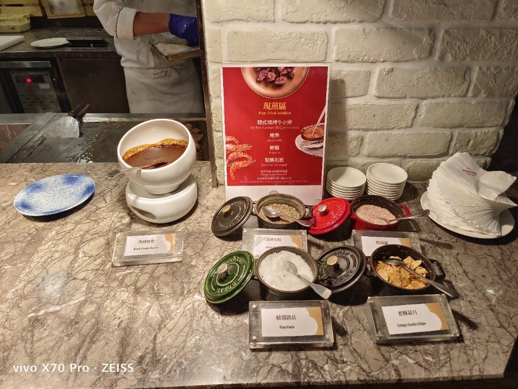 【台北吃到飽】台北福華大飯店彩虹座RainbowTerrace，全台首見的法菜吃到飽🤩