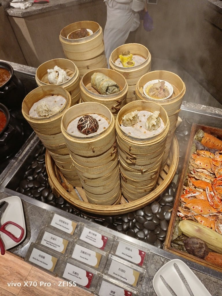 【台北吃到飽】台北福華大飯店彩虹座RainbowTerrace，全台首見的法菜吃到飽🤩