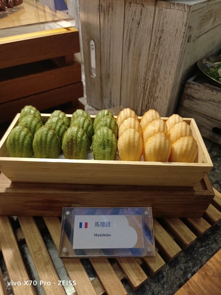 【台北吃到飽】台北福華大飯店彩虹座RainbowTerrace，全台首見的法菜吃到飽🤩