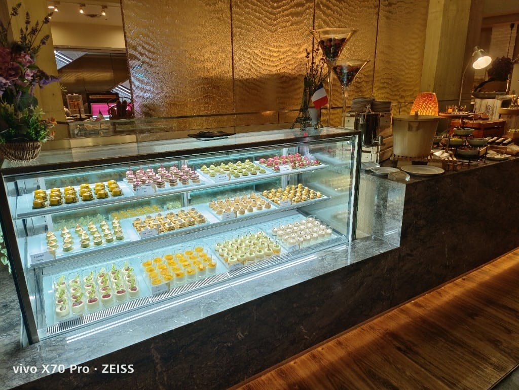 【台北吃到飽】台北福華大飯店彩虹座RainbowTerrace，全台首見的法菜吃到飽🤩