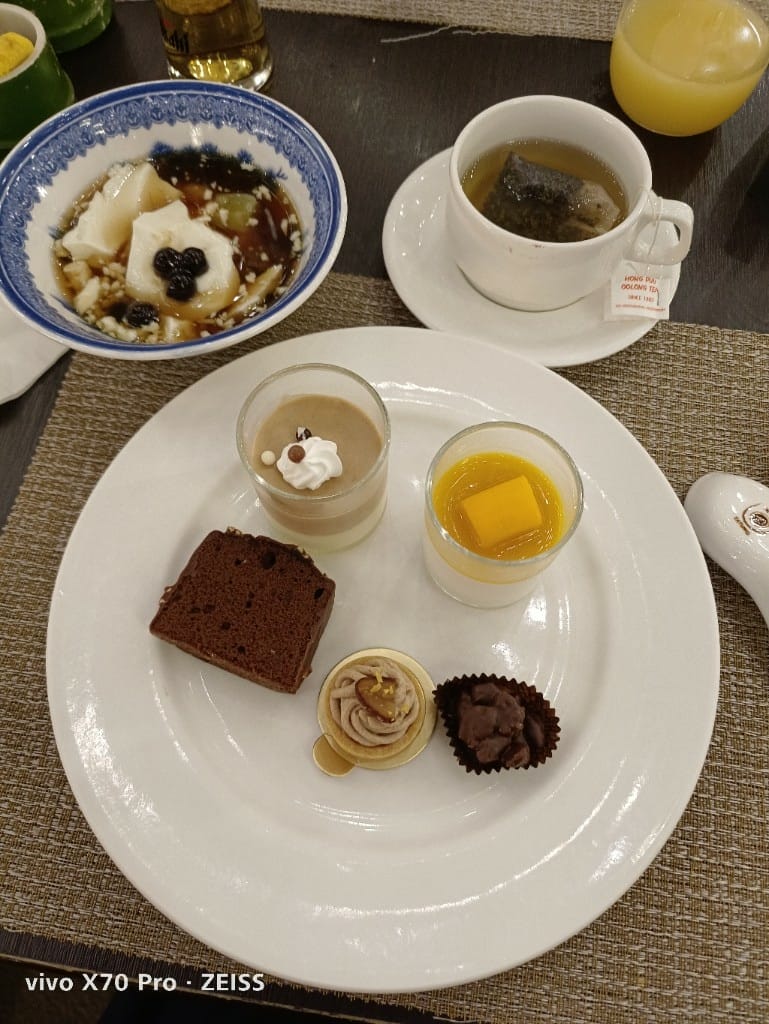 【台北吃到飽】台北福華大飯店彩虹座RainbowTerrace，全台首見的法菜吃到飽🤩