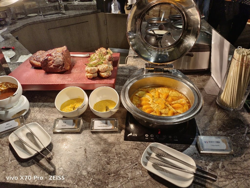 【台北吃到飽】台北福華大飯店彩虹座RainbowTerrace，全台首見的法菜吃到飽🤩