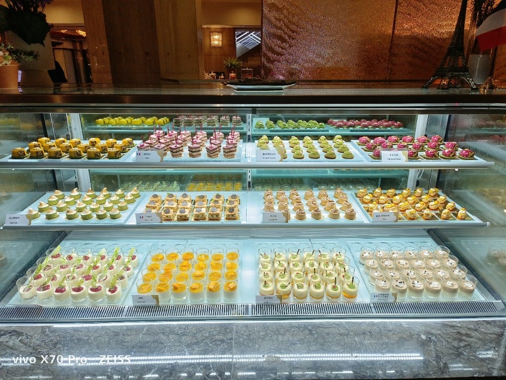 【台北吃到飽】台北福華大飯店彩虹座RainbowTerrace，全台首見的法菜吃到飽🤩