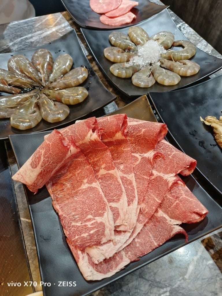 【台北吃到飽】心心麻辣鍋西門店，$658起和牛海陸吃到飽！