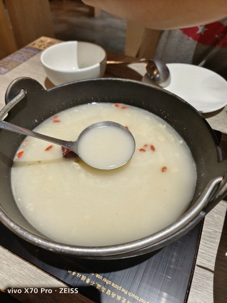 【新莊吃到飽】築間幸福鍋物新莊中悅廣場店，平價好吃的鍋物吃到飽！