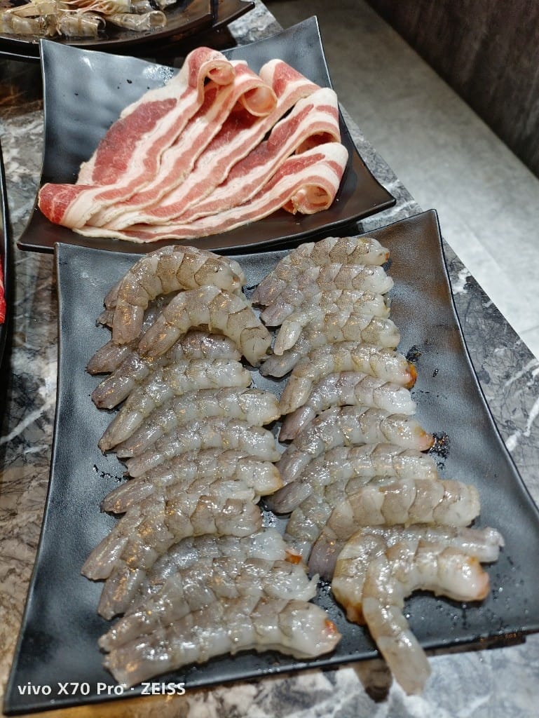 【台北吃到飽】心心麻辣鍋西門店，$658起和牛海陸吃到飽！