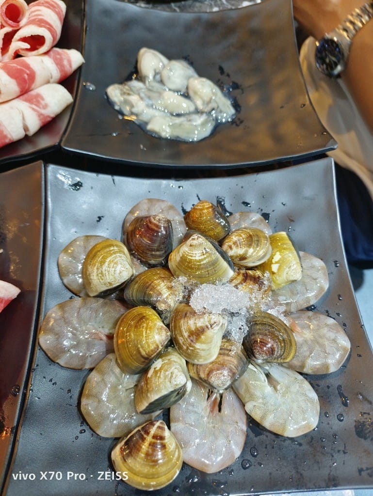 【台北吃到飽】心心麻辣鍋西門店，$658起和牛海陸吃到飽！