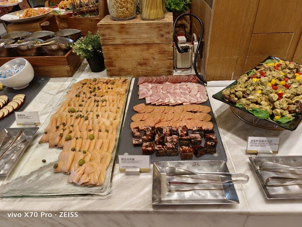 【台北吃到飽】敘日全日餐廳台北六福萬怡酒店，松葉蟹吃到飽❤️