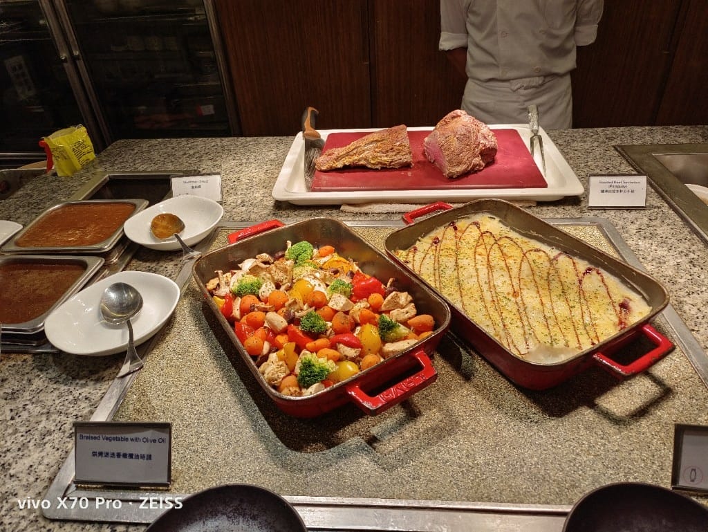 【新竹吃到飽】盛宴自助餐廳，海鮮天堂龍蝦&干貝大自由❤️