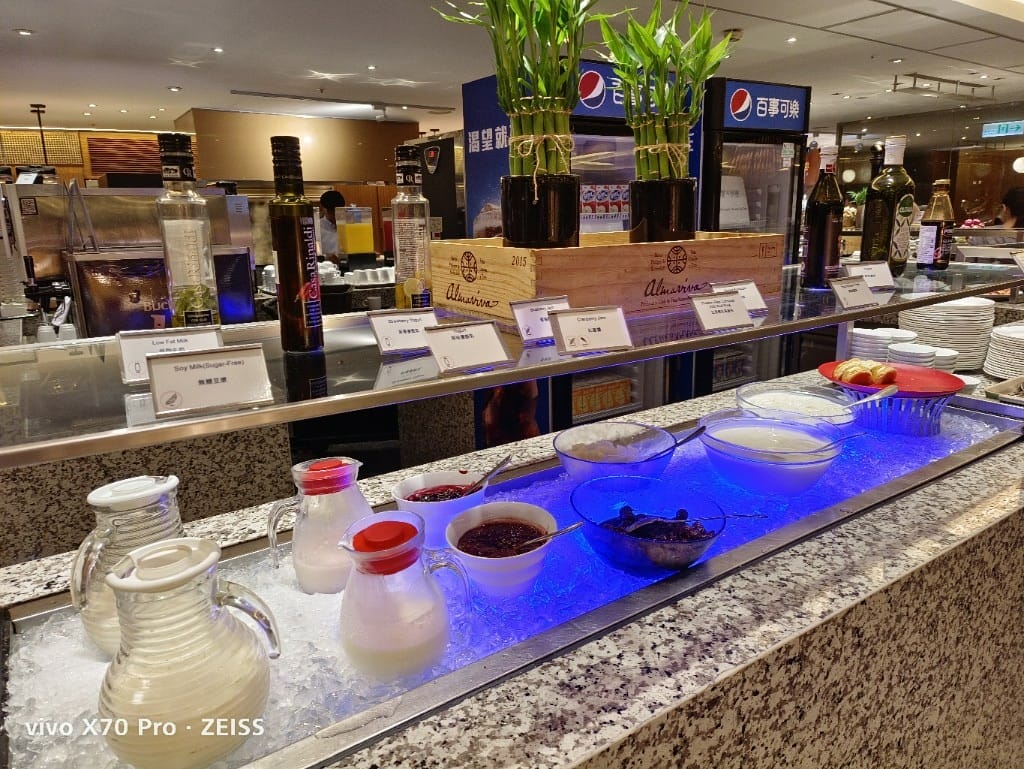【新竹吃到飽】盛宴自助餐廳，早餐Buffet！