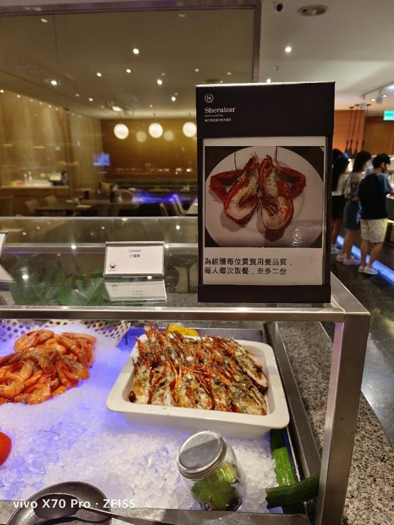 【新竹吃到飽】盛宴自助餐廳，海鮮天堂龍蝦&干貝大自由❤️