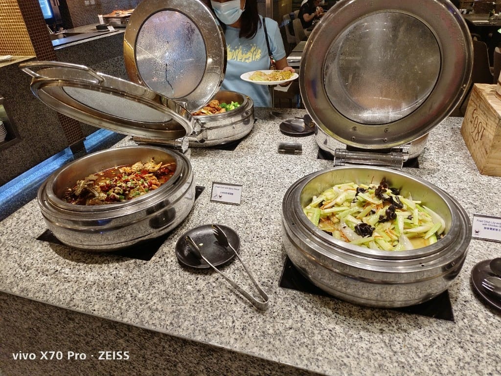 【新竹吃到飽】盛宴自助餐廳，海鮮天堂龍蝦&干貝大自由❤️