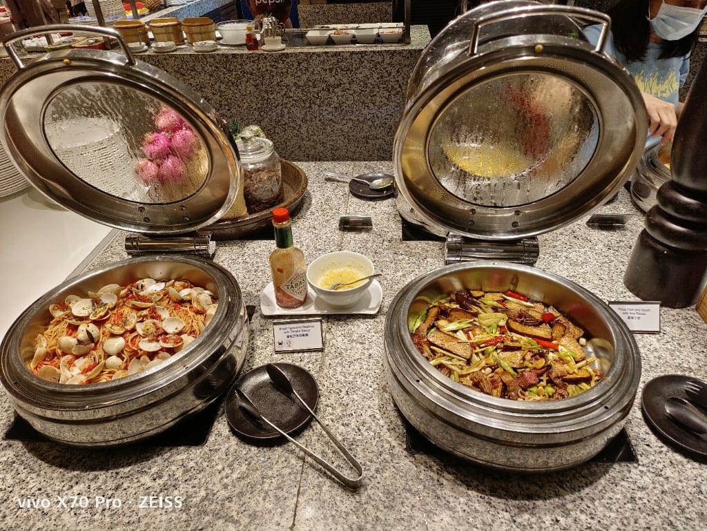 【新竹吃到飽】盛宴自助餐廳，海鮮天堂龍蝦&干貝大自由❤️