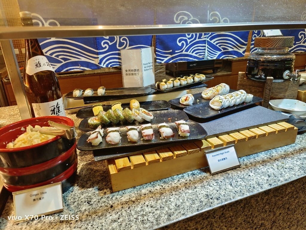 【新竹吃到飽】盛宴自助餐廳，海鮮天堂龍蝦&干貝大自由❤️
