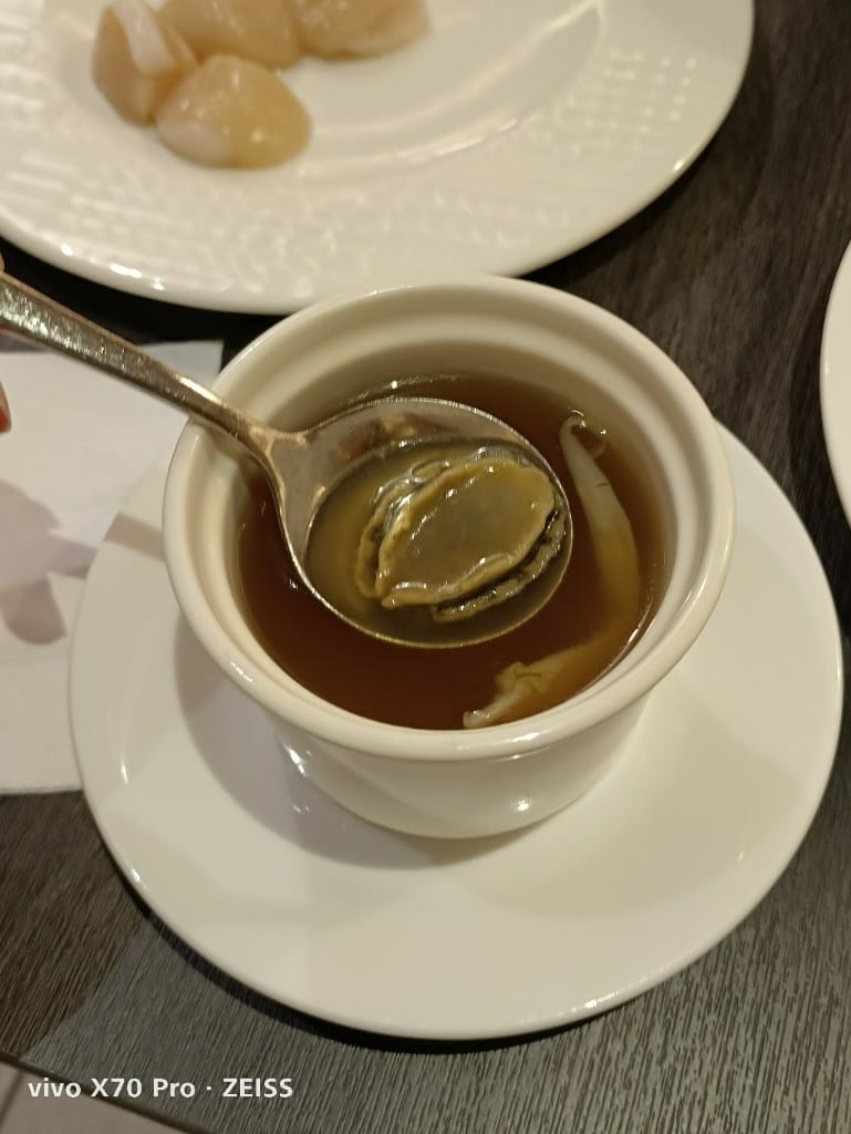 【新竹吃到飽】盛宴自助餐廳，海鮮天堂龍蝦&干貝大自由❤️