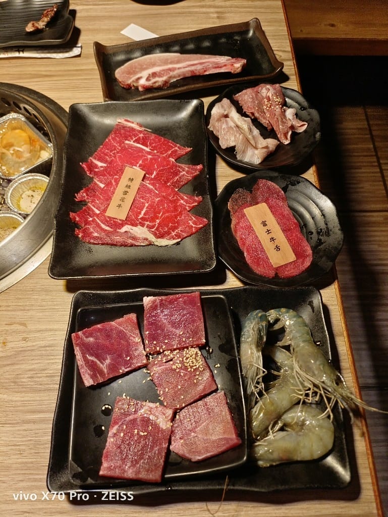 【桃園吃到飽】赤富士日式燒肉鍋物桃園店，干貝大自由了❤️