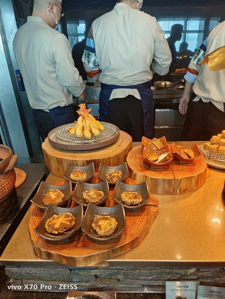 【台北吃到飽】饗AJoy開幕日開箱，吃到飽的天花板太超值了💯