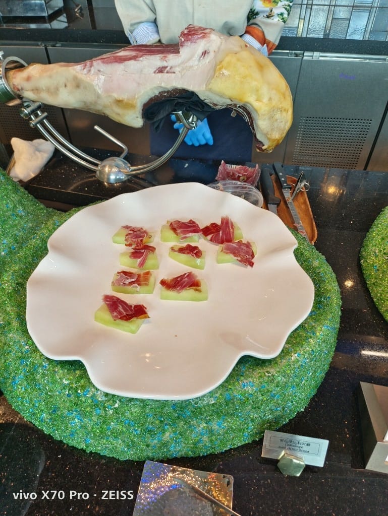 【台北吃到飽】饗AJoy開幕日開箱，吃到飽的天花板太超值了💯