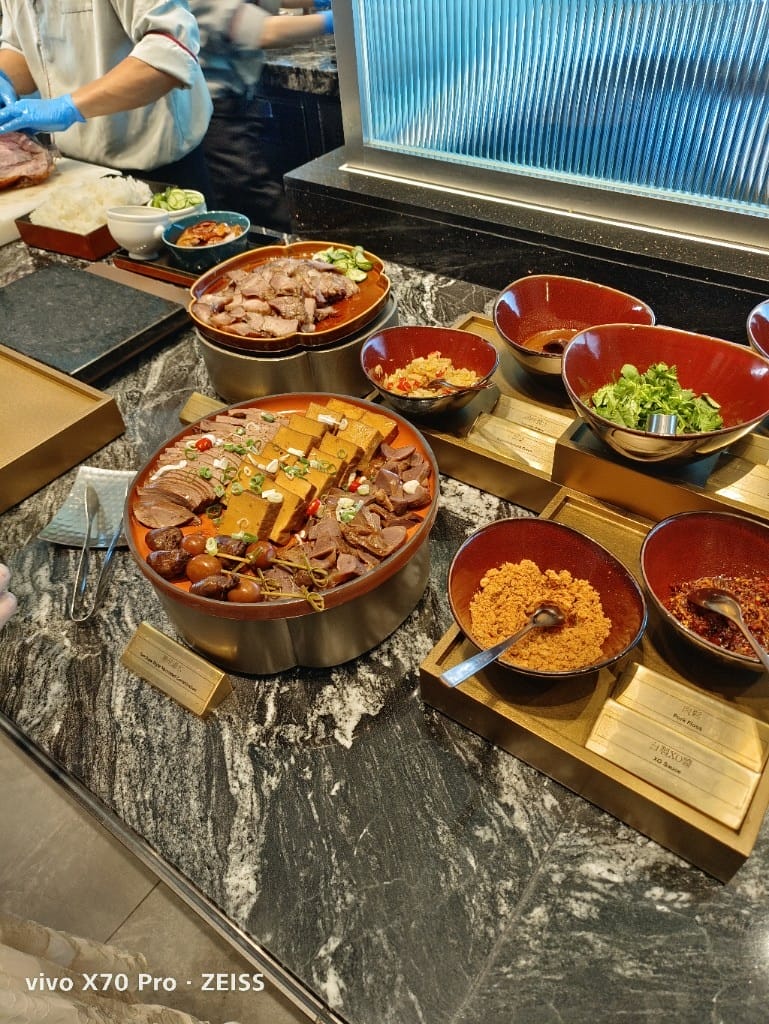 【新莊吃到飽】饗饗INPARADISE宏匯新莊店11訪，把握松葉蟹腳自由❤️