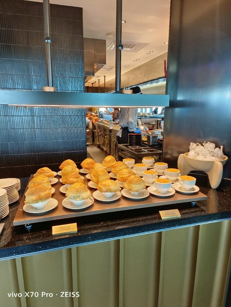 【新莊吃到飽】饗饗INPARADISE宏匯新莊店11訪，把握松葉蟹腳自由❤️