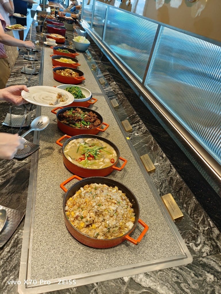 【新莊吃到飽】饗饗INPARADISE宏匯新莊店11訪，把握松葉蟹腳自由❤️