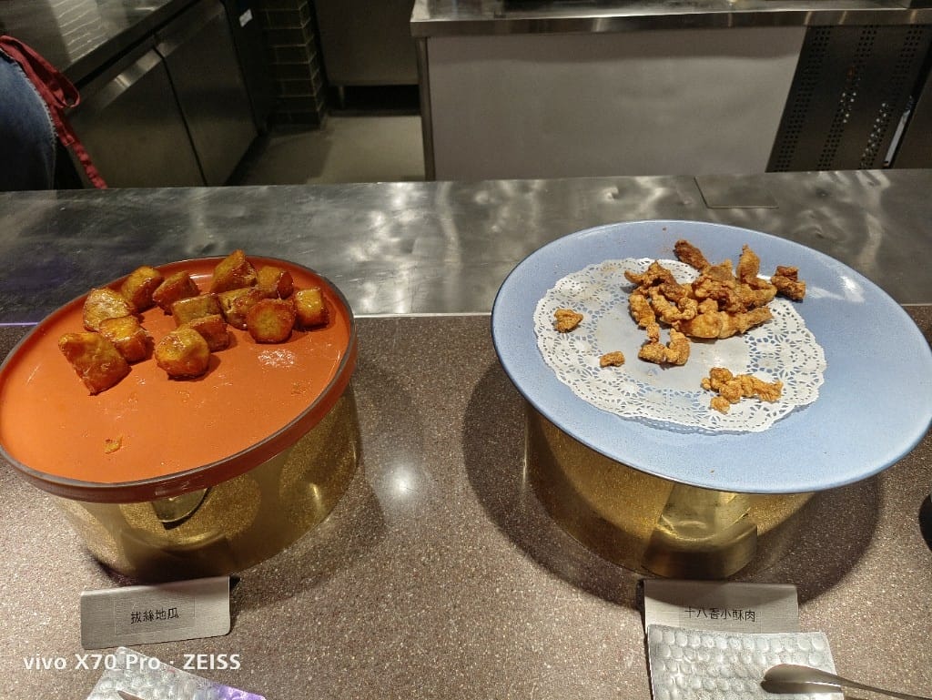 【中和吃到飽】小福利火鍋會所，食材棒棒環境也好的麻辣鍋吃到飽❤️