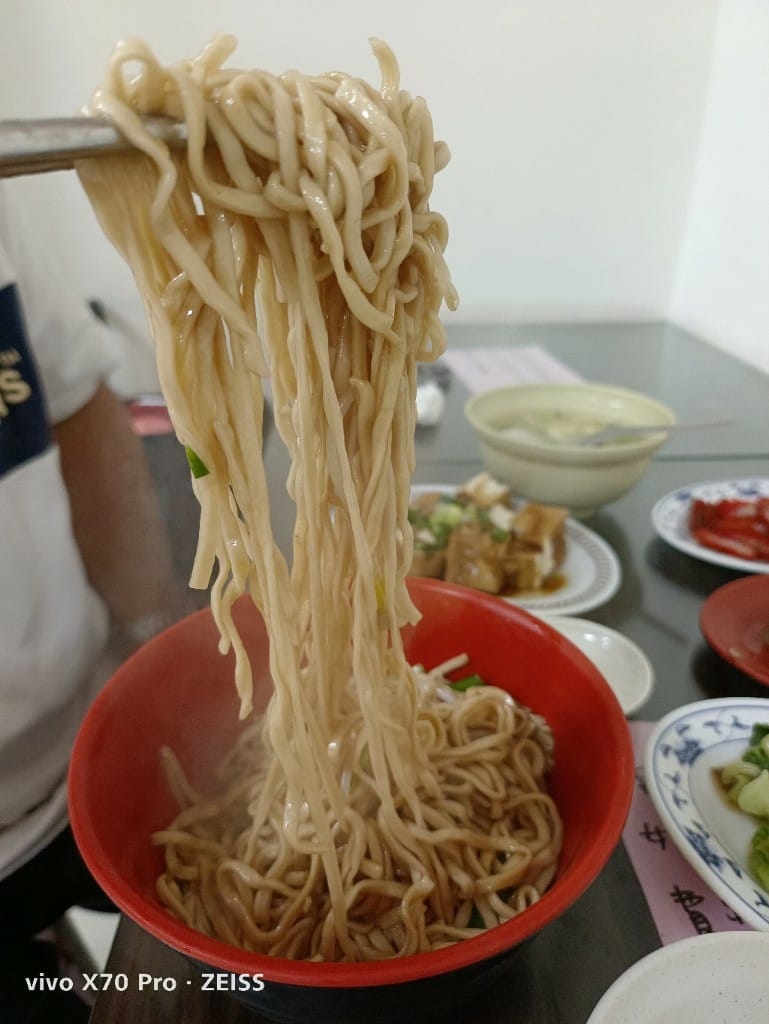 【桃園美食】同學麵店，老台南口味的意麵好好吃喔❤️