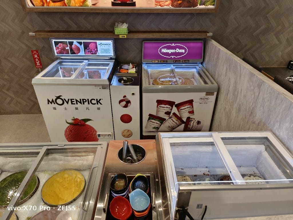 【桃園吃到飽】魔椒頂級鴛鴦鍋經國直營店，天使紅蝦竟有開背去腸泥了耶！