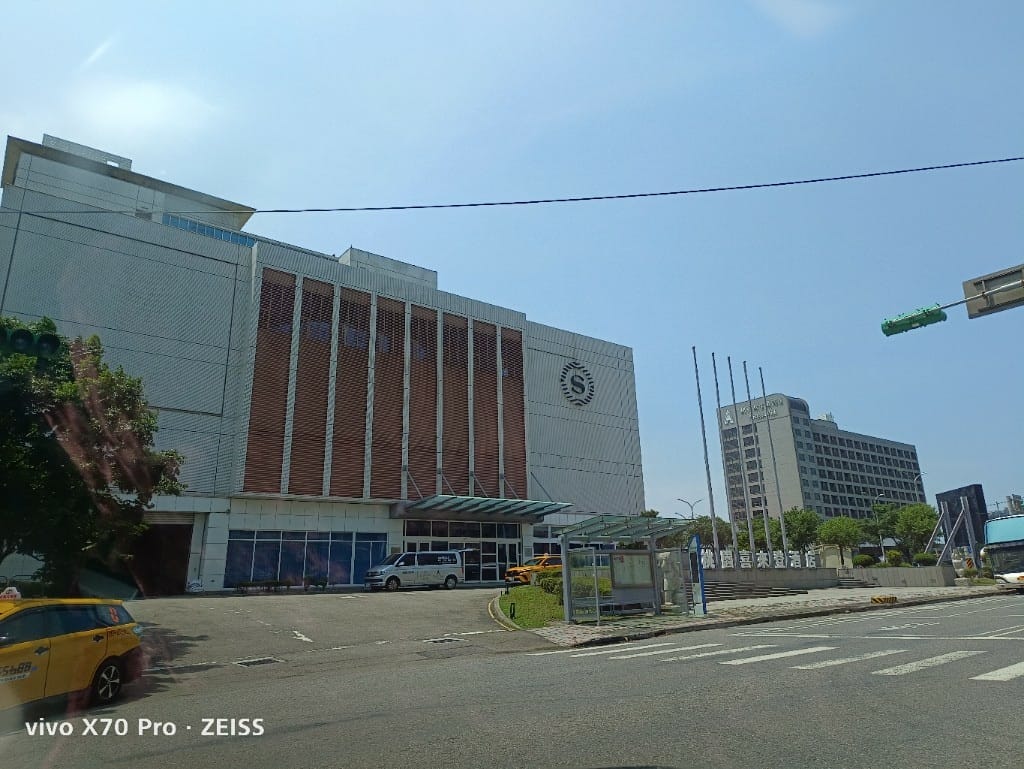 【桃園吃到飽】桃園喜來登優廚西餐廳，松葉蟹腳及生食級干貝吃到飽，2人5折❤️