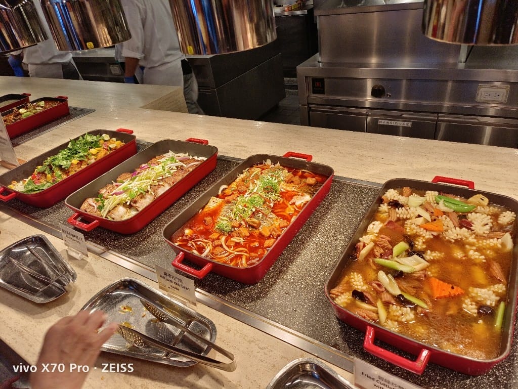 【桃園吃到飽】桃園喜來登優廚西餐廳，松葉蟹腳及生食級干貝吃到飽，2人5折❤️