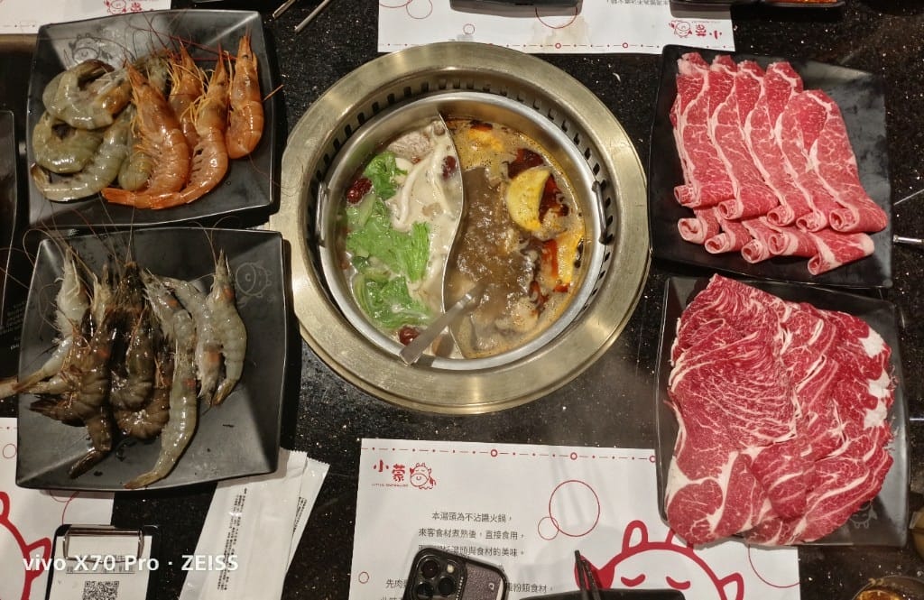 【台北吃到飽】小蒙牛頂級麻辣養生鍋西門店$333吃到飽❤️