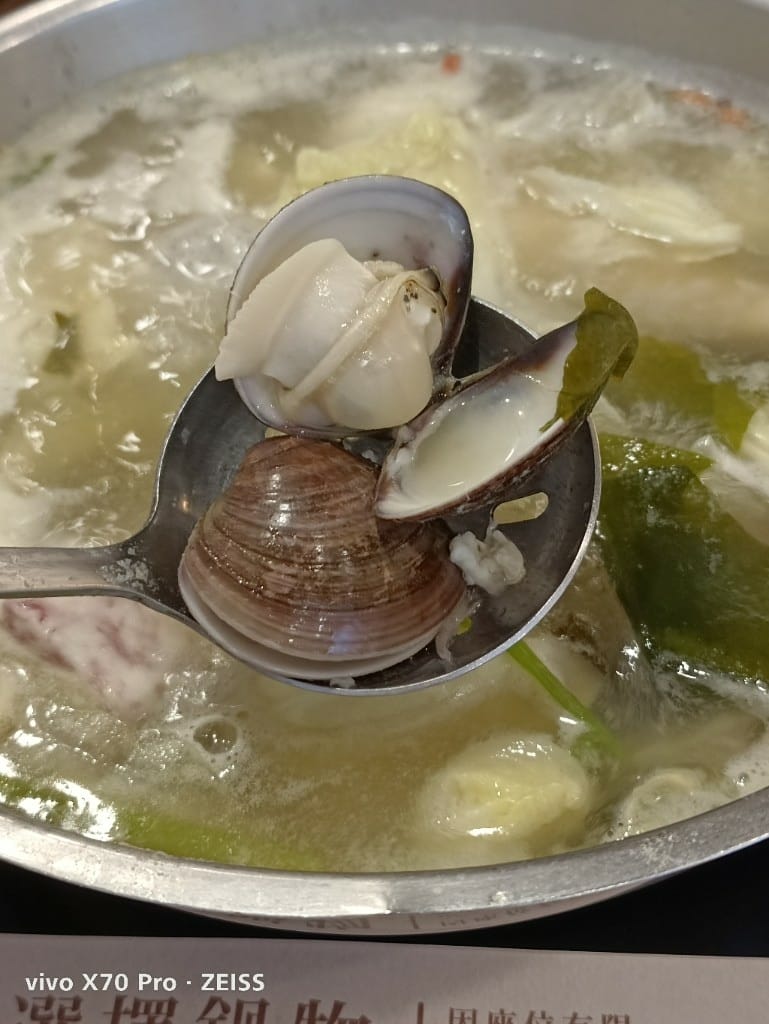 【新莊吃到飽】沐沐鍋物MUMU新莊中平店，八方悅二代店，自助吧吃到飽4訪