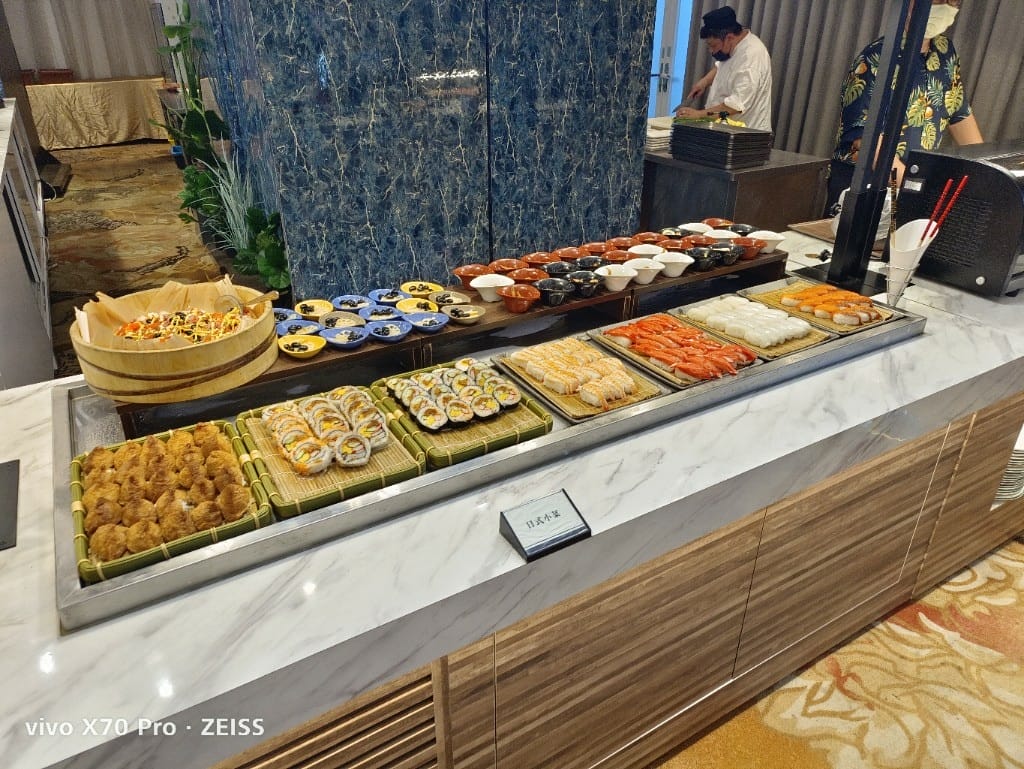 【新莊吃到飽】峇里斯南洋海鮮總匯7訪，品牌日買一送一！