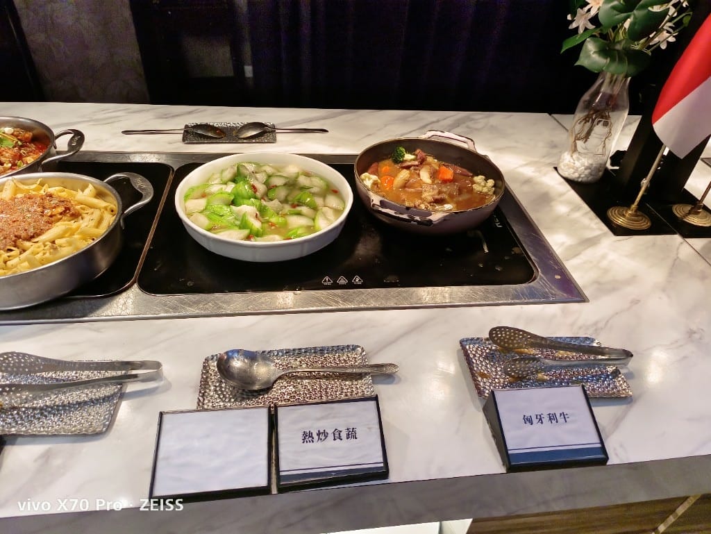 【新莊吃到飽】峇里斯南洋海鮮總匯7訪，品牌日買一送一！