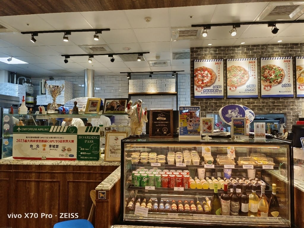 【新莊美食】GinoPizzaNapoletana宏匯廣場店，新北第一家拿坡里冠軍Pizza