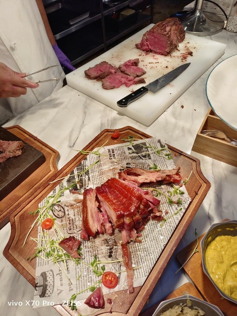 【新莊吃到飽】峇里斯南洋海鮮總匯7訪，品牌日買一送一！