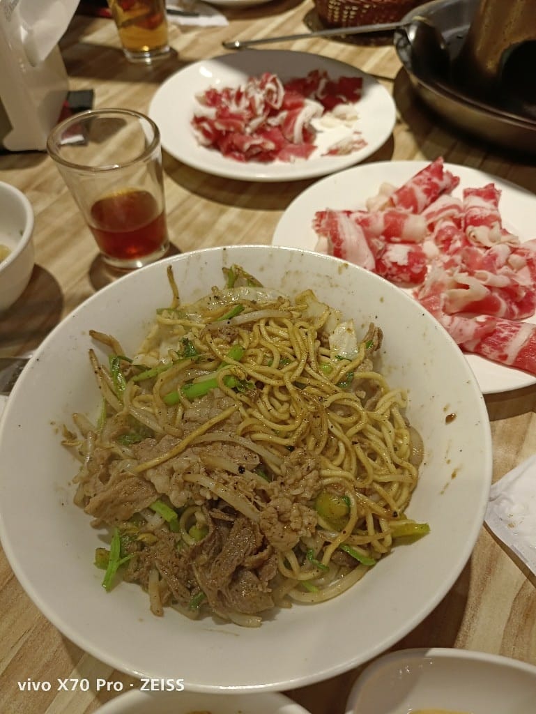 【林口吃到飽】元潮蒙古烤肉酸菜白肉鍋,碩果僅存的蒙古烤肉吃到飽😋 - 第6張圖 【林口吃到飽】元潮蒙古烤肉酸菜白肉鍋,碩果僅存的蒙古烤肉吃到飽😋