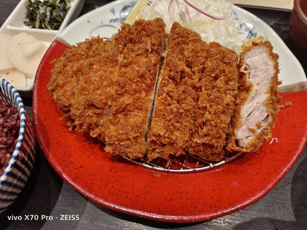 【新莊美食】銀座杏子日式豬排新莊宏匯店，竟然除了豬排都可以吃到飽😆